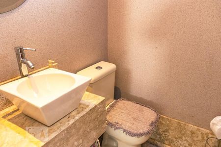 Lavabo de casa de condomínio para alugar com 4 quartos, 240m² em Jardins Lisboa, Goiânia