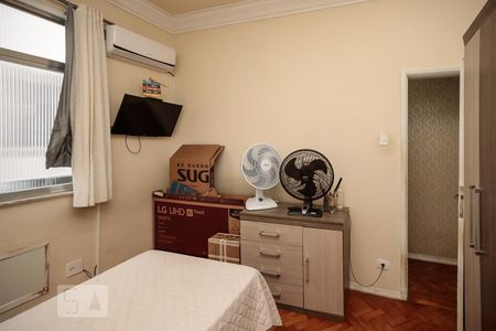 Quarto 1 de apartamento à venda com 2 quartos, 44m² em Higienópolis, Rio de Janeiro