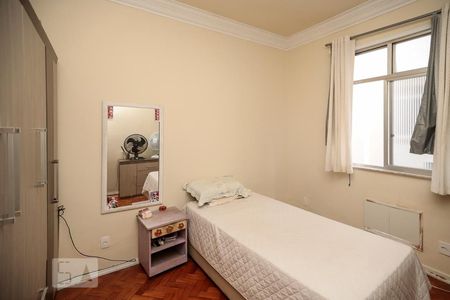 Quarto 1 de apartamento à venda com 2 quartos, 44m² em Higienópolis, Rio de Janeiro