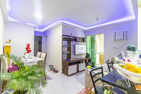 Sala de apartamento para alugar com 2 quartos, 45m² em Jacarepaguá, Rio de Janeiro
