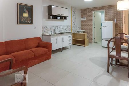 Cozinha / Copa de kitnet/studio para alugar com 1 quarto, 40m² em Cidade Nova, Rio de Janeiro