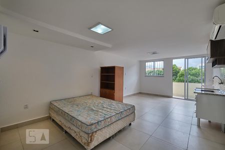 Quarto de kitnet/studio para alugar com 1 quarto, 40m² em Cidade Nova, Rio de Janeiro