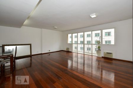 Sala de apartamento para alugar com 4 quartos, 200m² em Copacabana, Rio de Janeiro