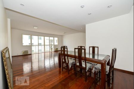 Sala de apartamento para alugar com 4 quartos, 200m² em Copacabana, Rio de Janeiro