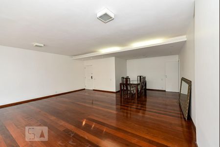 Sala de apartamento para alugar com 4 quartos, 200m² em Copacabana, Rio de Janeiro