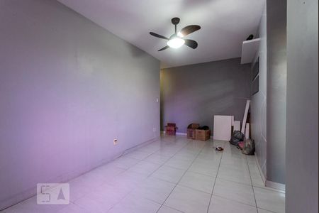 Sala de apartamento à venda com 2 quartos, 60m² em Inhauma, Rio de Janeiro