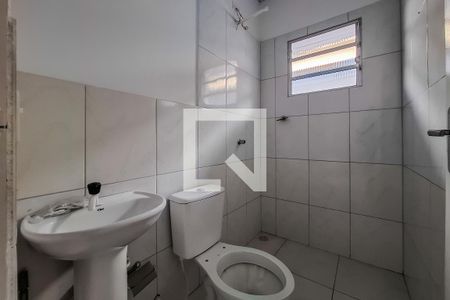 Banheiro de kitnet/studio para alugar com 1 quarto, 25m² em Cambuci, São Paulo