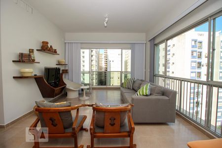 Apartamento para alugar com 127m², 3 quartos e 2 vagasSala