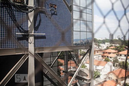 Vista do quarto  de apartamento para alugar com 1 quarto, 32m² em Higienópolis, São Paulo