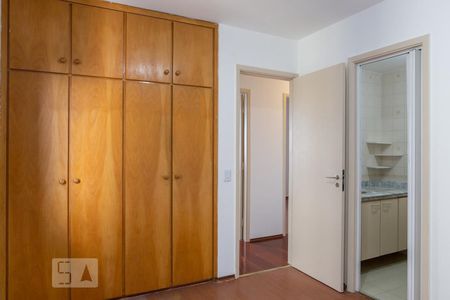 Suíte de apartamento à venda com 3 quartos, 85m² em Vila Anglo Brasileira, São Paulo