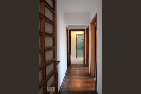 Corredor de apartamento à venda com 3 quartos, 130m² em Marechal Rondon, Canoas