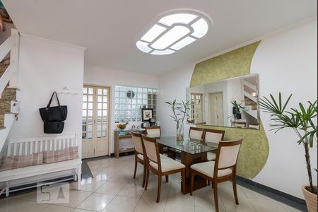 Sala de casa à venda com 3 quartos, 183m² em Vila Galvão, Guarulhos