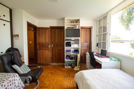Suíte de casa à venda com 4 quartos, 400m² em Alto da Lapa, São Paulo