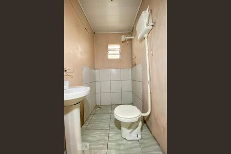 Banheiro de apartamento à venda com 1 quarto, 34m² em Feitoria, São Leopoldo