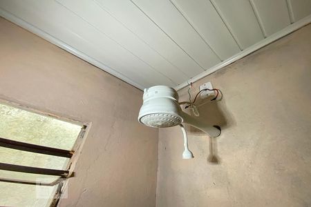 Chuveiro do Banheiro de apartamento à venda com 1 quarto, 34m² em Feitoria, São Leopoldo