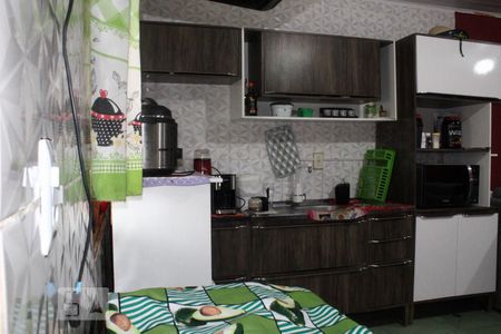 Cozinha de casa à venda com 2 quartos, 72m² em Mathias Velho, Canoas