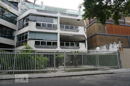 Fachada de apartamento à venda com 3 quartos, 714m² em Barra da Tijuca, Rio de Janeiro