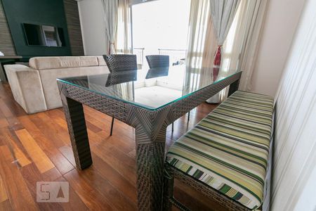 Sala - Mesa de apartamento para alugar com 4 quartos, 176m² em Chácara Califórnia, São Paulo