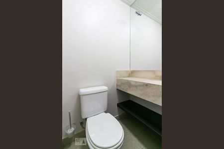 Lavabo de apartamento para alugar com 4 quartos, 176m² em Chácara Califórnia, São Paulo