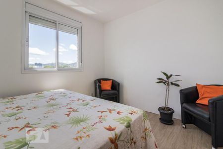 Dormitório de apartamento à venda com 3 quartos, 85m² em Partenon, Porto Alegre