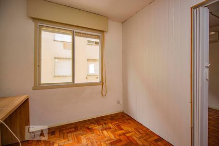 Quarto  de apartamento à venda com 1 quarto, 38m² em Jardim Leopoldina, Porto Alegre