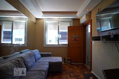 Sala de apartamento à venda com 3 quartos, 70m² em Jardim Itu Sabará, Porto Alegre