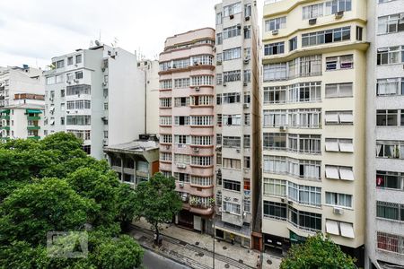 Vista da Sala de apartamento para alugar com 3 quartos, 70m² em Copacabana, Rio de Janeiro