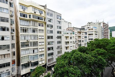 Vista da Sala de apartamento para alugar com 3 quartos, 70m² em Copacabana, Rio de Janeiro