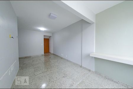 Sala de apartamento para alugar com 3 quartos, 86m² em Nova Suíssa, Belo Horizonte