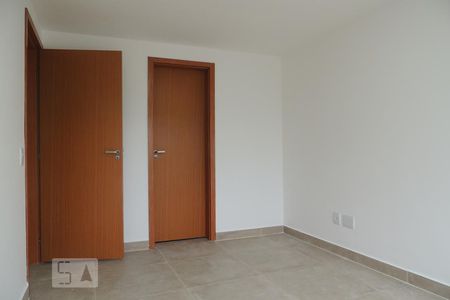 Quarto Suíte de apartamento para alugar com 2 quartos, 48m² em Pechincha, Rio de Janeiro