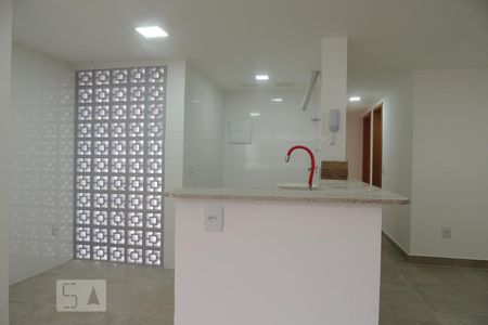 Cozinha de apartamento para alugar com 2 quartos, 48m² em Pechincha, Rio de Janeiro