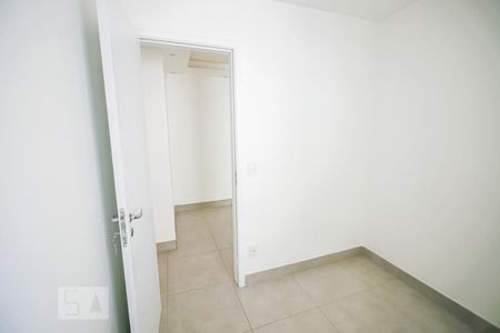 Quarto 1 de apartamento para alugar com 3 quartos, 77m² em Jardim Arpoador, São Paulo