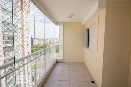 Varanda de apartamento para alugar com 3 quartos, 77m² em Jardim Arpoador, São Paulo