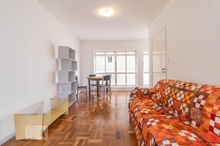 Sala de apartamento para alugar com 3 quartos, 85m² em Pinheiros, São Paulo