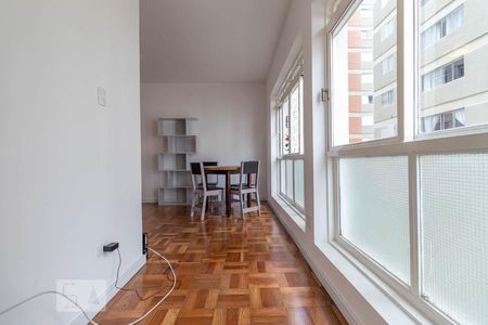 Sala de apartamento para alugar com 3 quartos, 85m² em Pinheiros, São Paulo