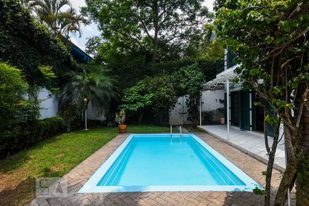 Piscina de casa à venda com 3 quartos, 320m² em Fazenda Morumbi, São Paulo