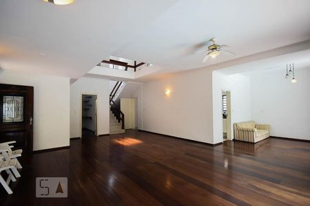 Sala de casa à venda com 3 quartos, 320m² em Fazenda Morumbi, São Paulo