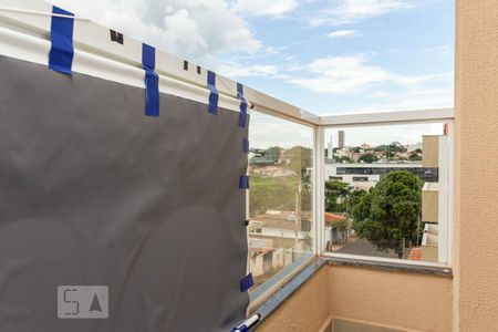 Sacada da Suíte de apartamento para alugar com 2 quartos, 60m² em Santa Mônica, Uberlândia