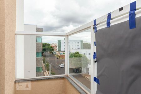 Sacada da Suíte de apartamento para alugar com 2 quartos, 60m² em Santa Mônica, Uberlândia