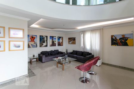 Casa de condomínio à venda com 380m², 4 quartos e 3 vagasSala