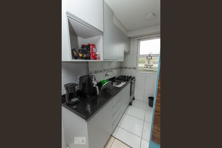 Cozinha de apartamento à venda com 2 quartos, 45m² em Partenon, Porto Alegre