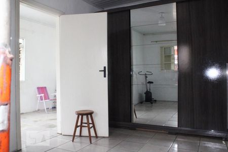 Quarto de casa à venda com 7 quartos, 181m² em Rio Branco, Canoas