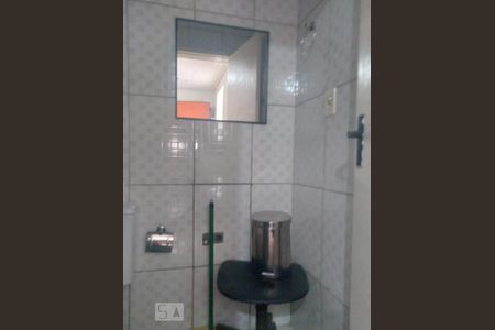 Banheiro de casa à venda com 7 quartos, 181m² em Rio Branco, Canoas