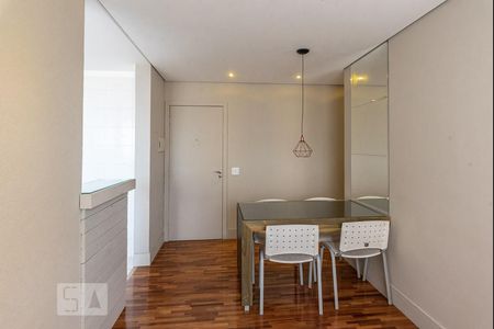 Sala de apartamento à venda com 2 quartos, 60m² em Jardim São Vicente, Campinas