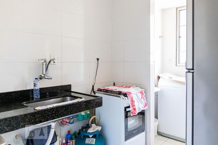 Cozinha e Área de Serviço de apartamento à venda com 2 quartos, 51m² em Santa Monica, Belo Horizonte