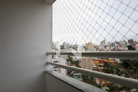 sacada de apartamento para alugar com 2 quartos, 60m² em Grajaú, Belo Horizonte