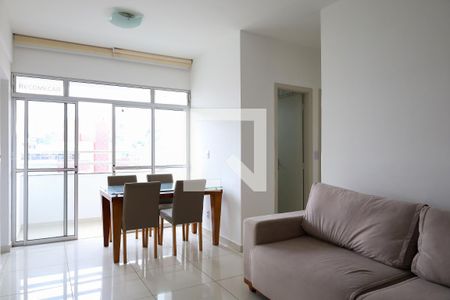 Sala de apartamento para alugar com 2 quartos, 60m² em Grajaú, Belo Horizonte