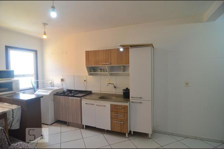 Sala e cozinha de apartamento para alugar com 1 quarto, 65m² em Igara, Canoas