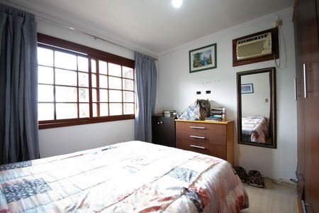 Quarto 2 de casa à venda com 2 quartos, 100m² em Vila Nova, Porto Alegre