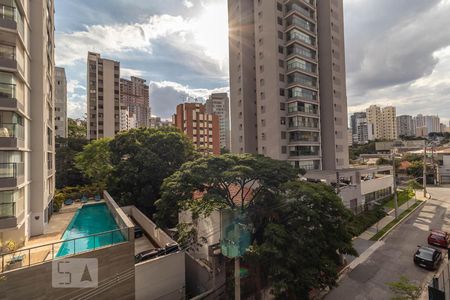 Vista da varanda de apartamento para alugar com 1 quarto, 50m² em Jardim das Bandeiras, São Paulo